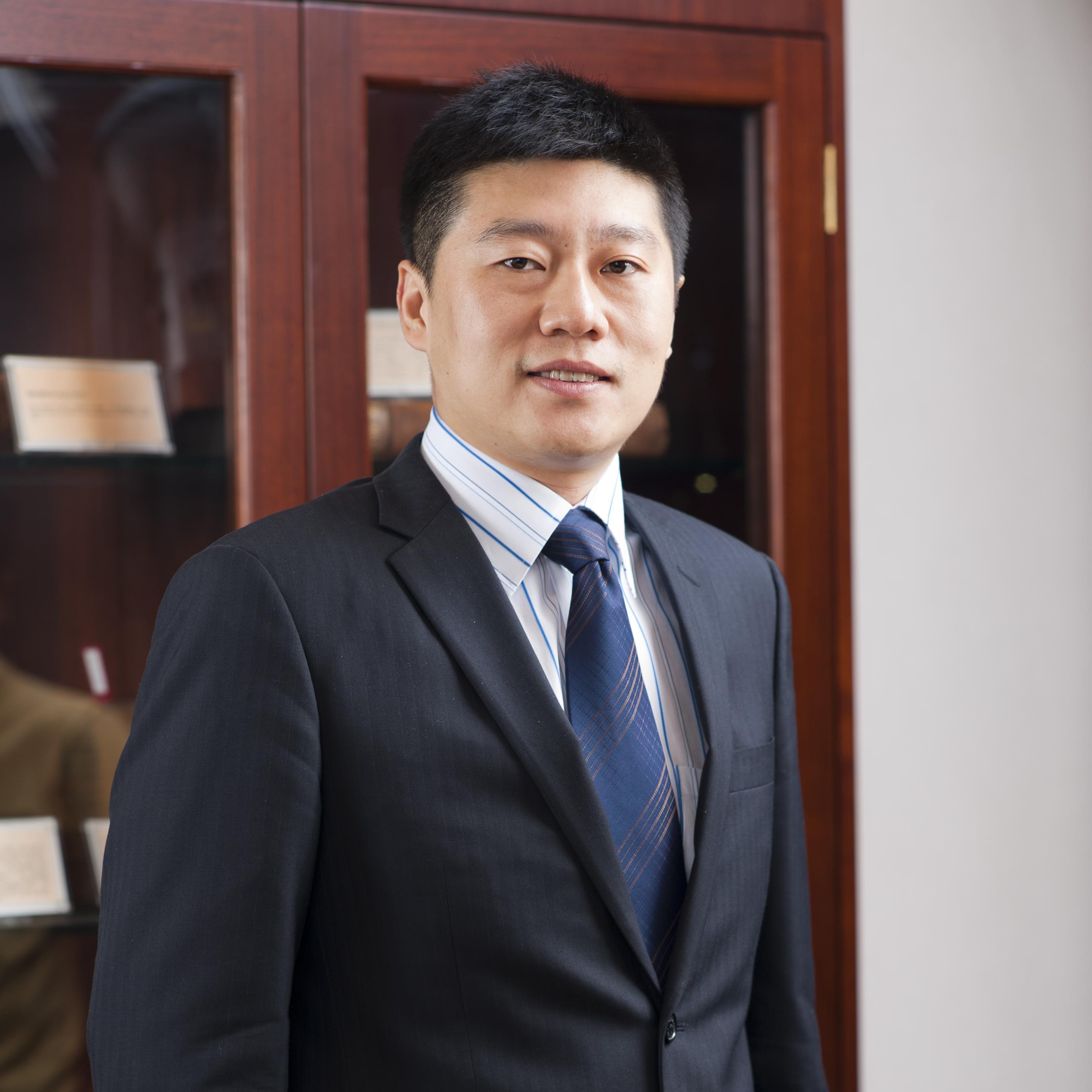 Dr Chen Lei